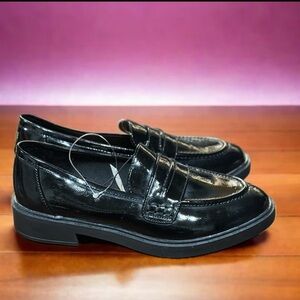 Women’s Loafers Size 11 NEW with tags, never worn
